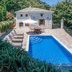 فيلة Pelion Serenity View Pouríon